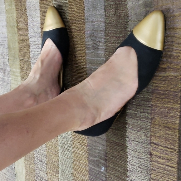 VINTAGE Joyce Smiley Flats Black Linen & Gold Metallic Upper USA  VGUC In Box - Picture 14 of 15